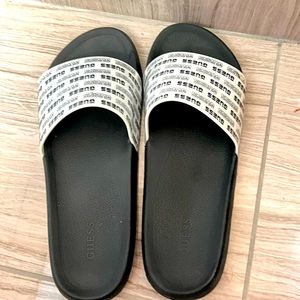 Guess slippers